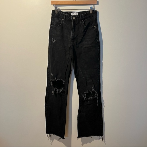Zara High Rise Distressed Wide Leg Jeans in Black | size 6 - Picture 2 of 7